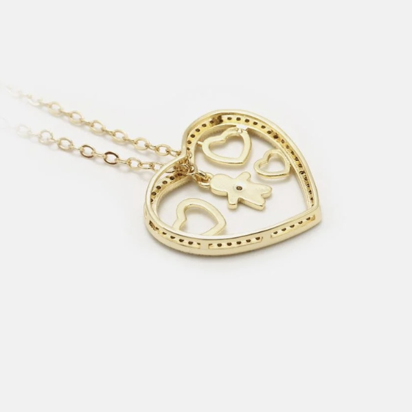 Colar Pingente Menino Coração Vazado | Ouro 18k
