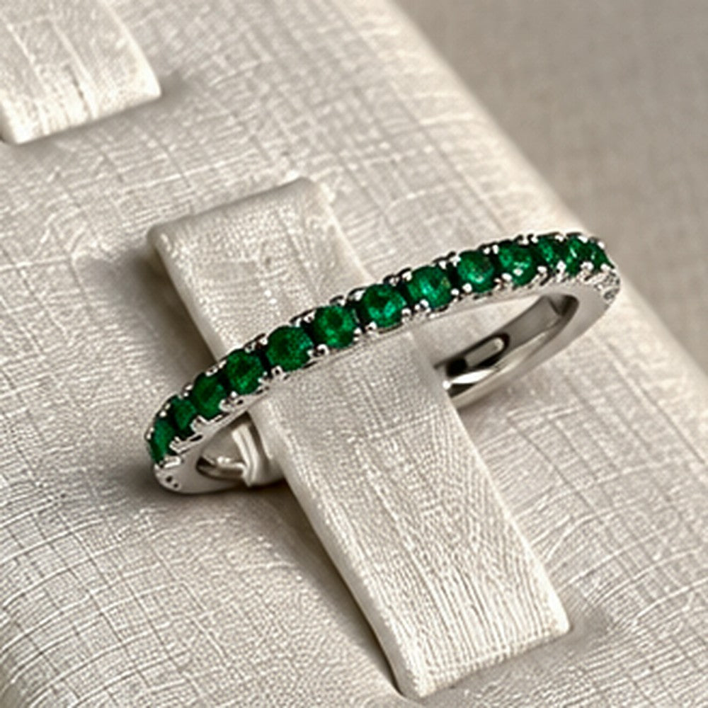 Anel Cravejado Verde