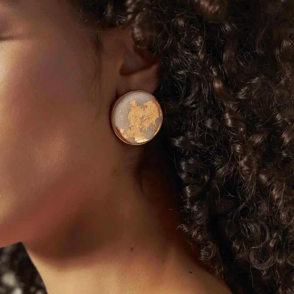 Brinco Redondo Metalizado Cobre | Ouro 18k
