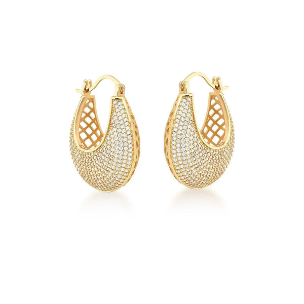 ARGOLA CRAVEJADA COM ZIRCÔNIAS BRANCAS BANHADA A OURO