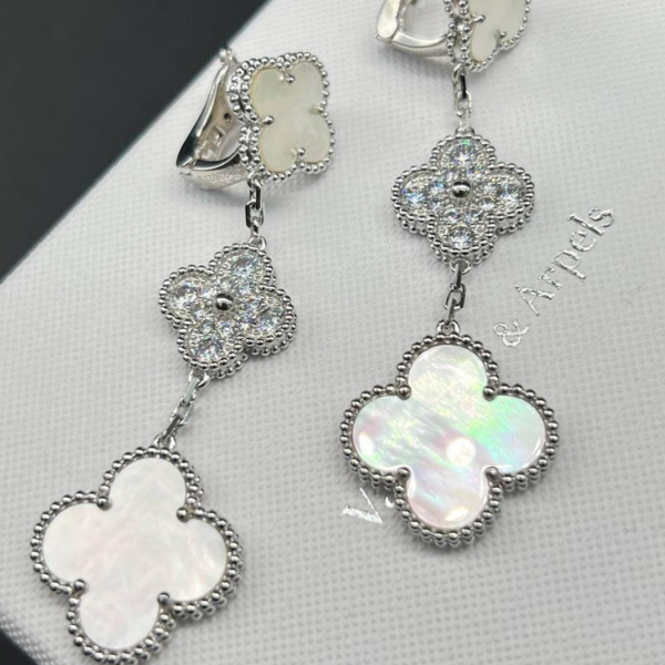 BRINCO PRATA 925 trevo onix