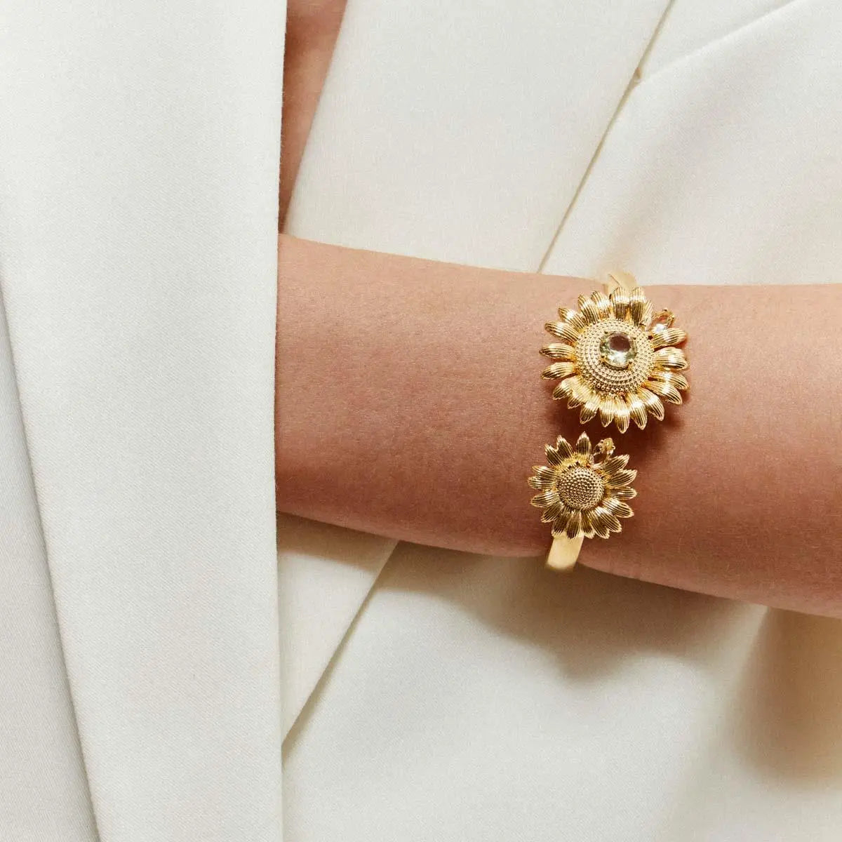 Bracelete Flor Girassol Cristais | Ouro 18k