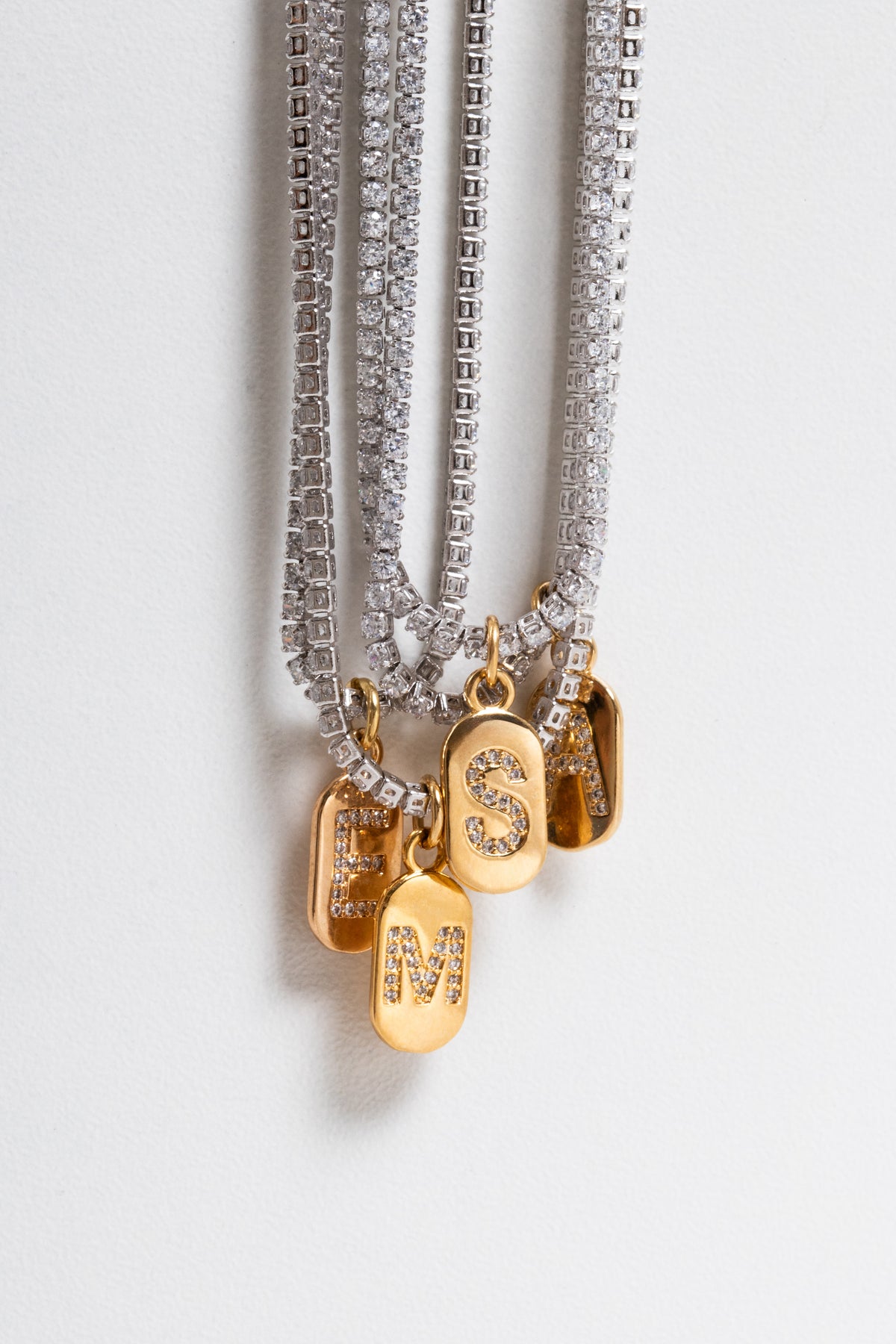 Colar Riviera com Pingente de Letra Inicial Cravejada | Banho de Ouro 18k