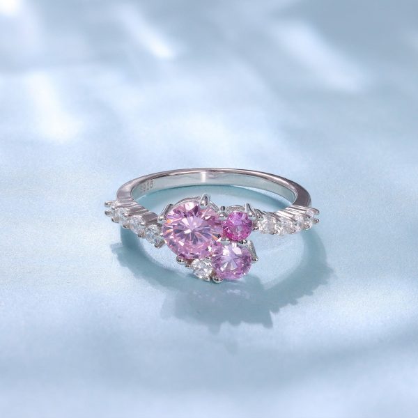 Anel pedras cravejadas pink