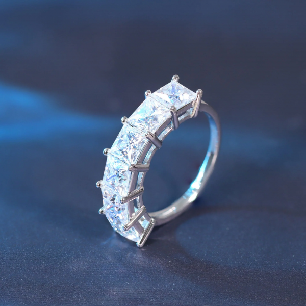 Anel Pedras Eternity – Prata 925